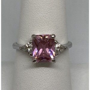 925 STERLING SILVER RING WITH CZ  SIZE 7.75